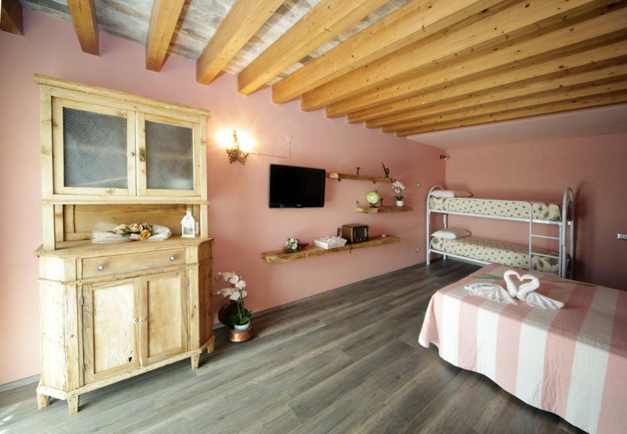 La Bosca Agriturismo กาวาร์โด ภายนอก รูปภาพ